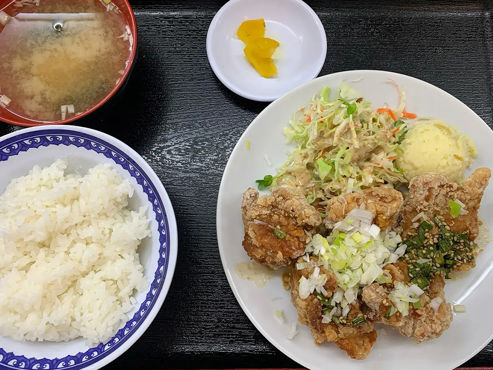 そのだの油淋鶏定食