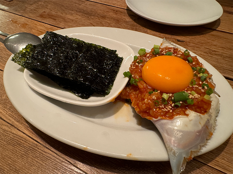 スパイステーブルのヤンミョムケジャンのご飯