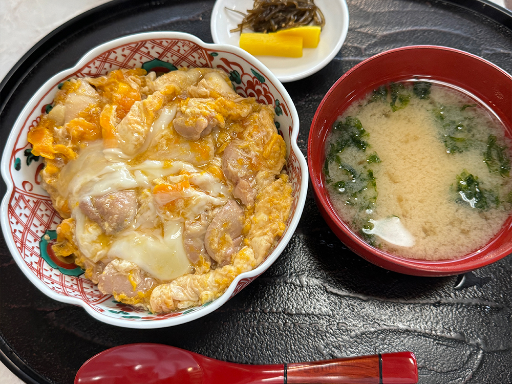 よし川食堂の親子丼