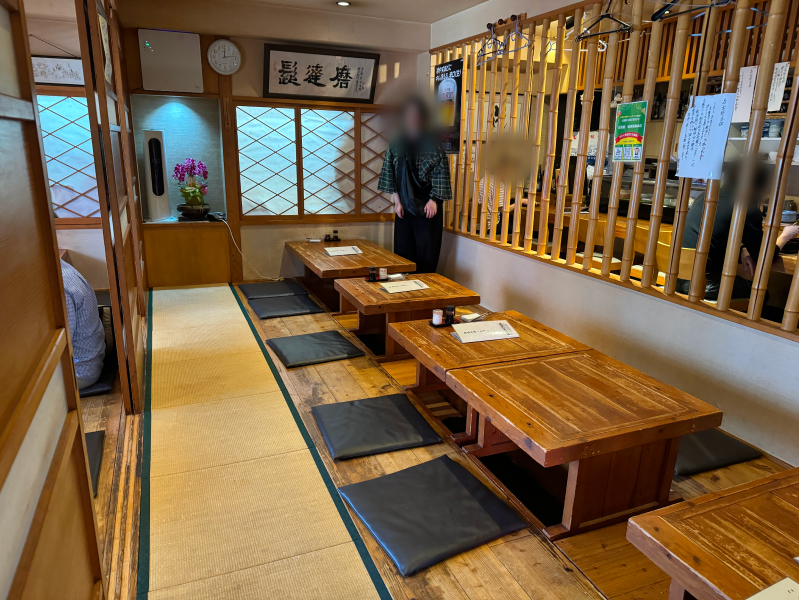 ひげだるまの店内