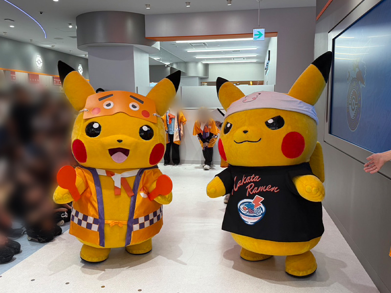ポケモンセンターフクオカのきぐるみピカチュウ