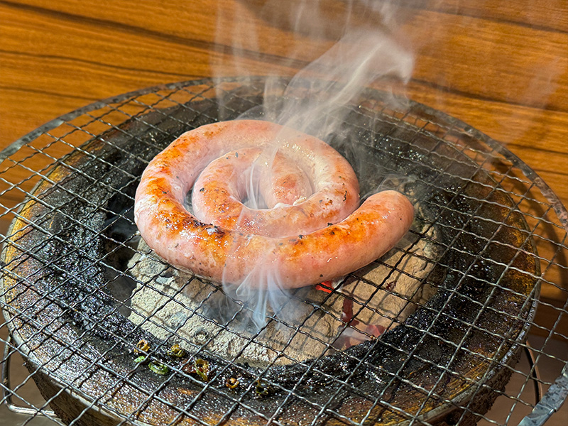ばかとあほ姪浜店の50cm生ソーセージ