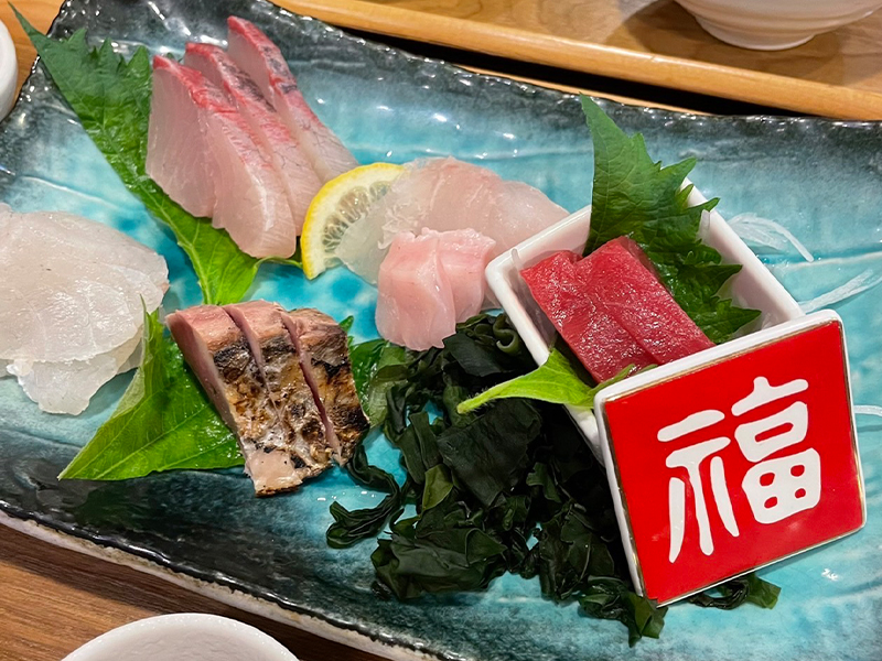 味の正福 アクロス店の刺身盛り合わせ定食