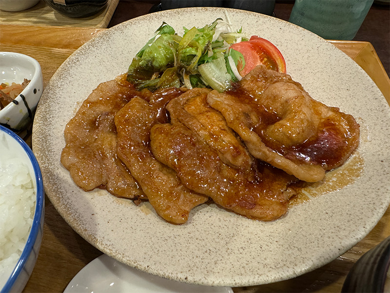 味の正福 アクロス店の生姜焼き定食