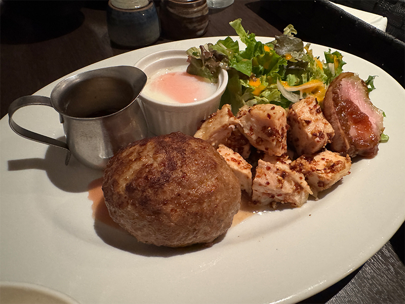 Bistro Oの博多舞鶴ハンバーグ