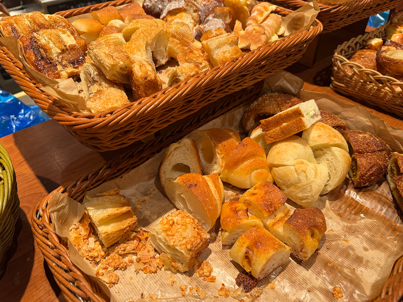 ハートブレッドアンティーク 福岡天神店のパン食べ放題