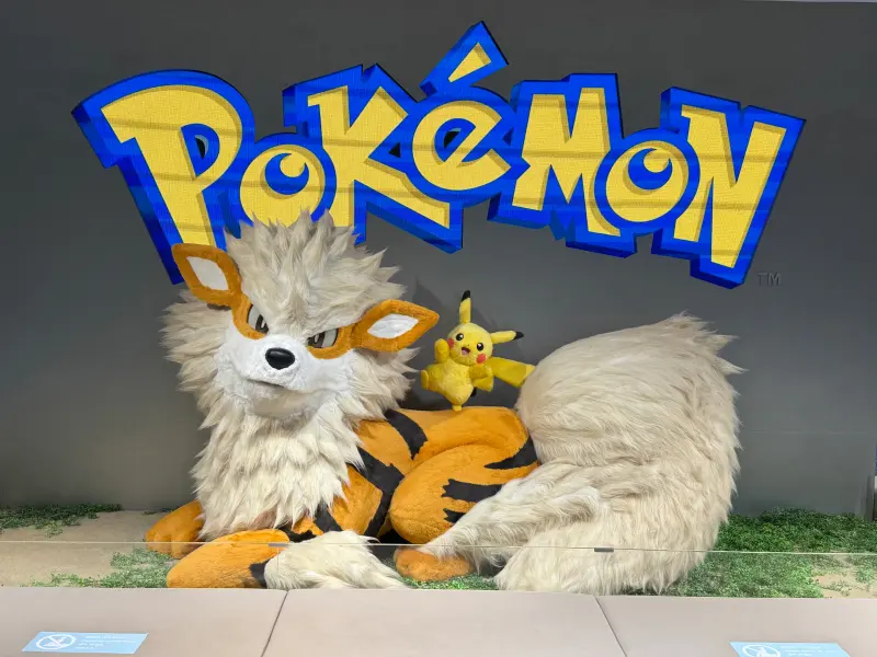 ポケモンセンターオキナワ｜限定グッズやウインディの迫力が