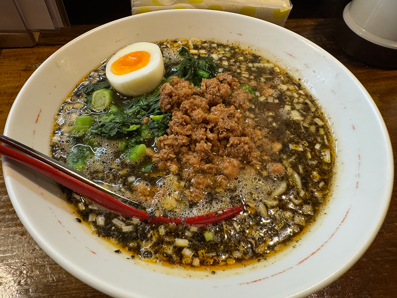 あづま屋担々麺 悠泉の黒ごま担々麺