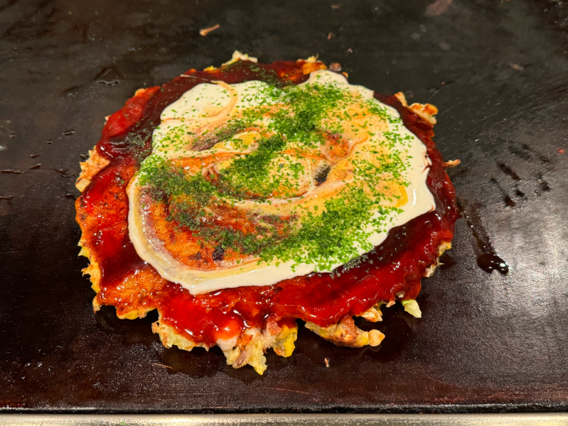 お好み焼き赤坂のミックスお好み焼き