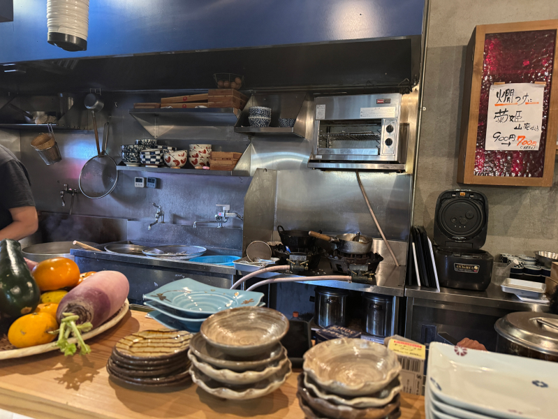 そば処 テツ美の店内