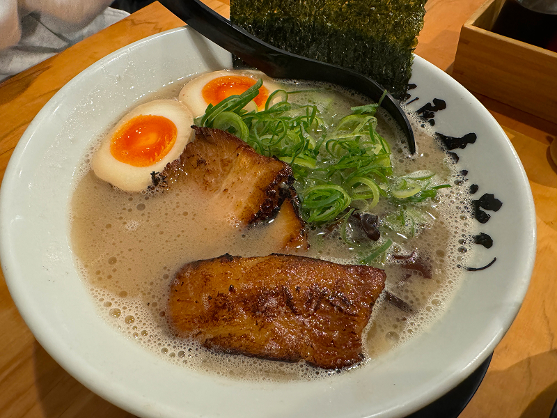 麺屋 たいそん 博多駅前創業店の屋台豚骨(特製屋台豚骨)