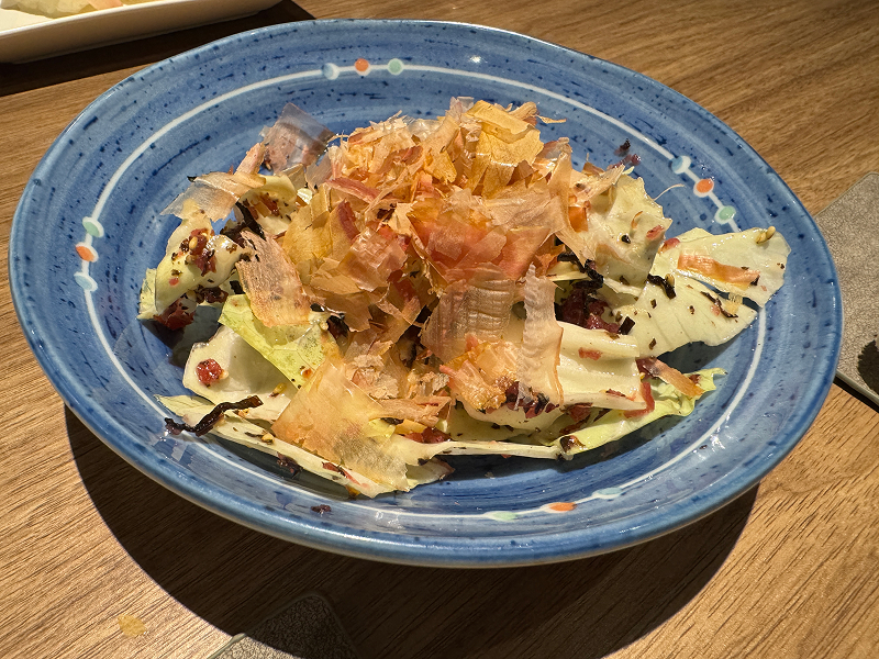 わさびのカリカリ梅と塩昆布キャベツ