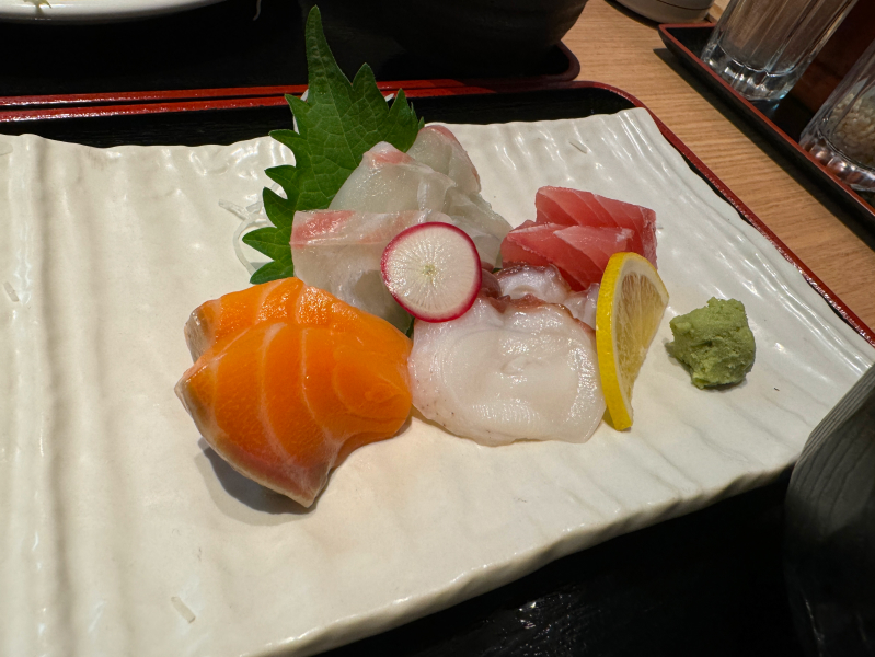 居酒屋 朝次郎 天神ビル店のお刺身定食