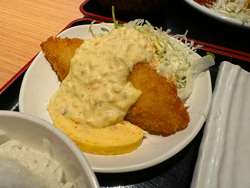 居酒屋 朝次郎 天神ビル店のお刺身定食の白身フライ