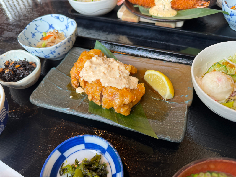 町家かふぇ かまくら 西福岡店のチキン南蛮