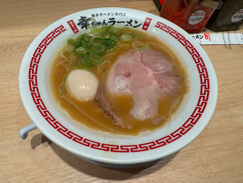 幸ちゃんラーメン 博多駅筑紫口店の味玉ラーメン