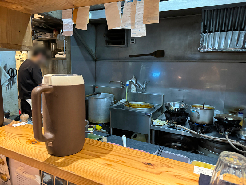 クボカリー 大名店の店内