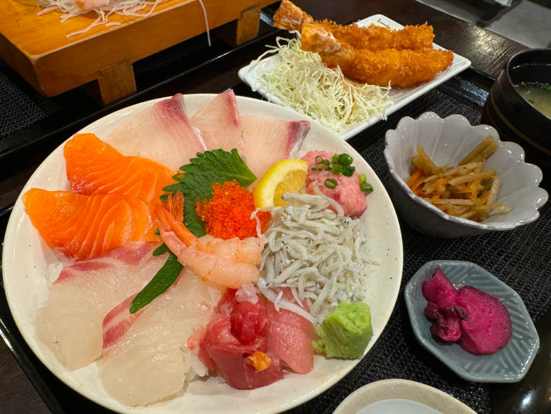 海鮮食堂 和処 みなとの海鮮丼