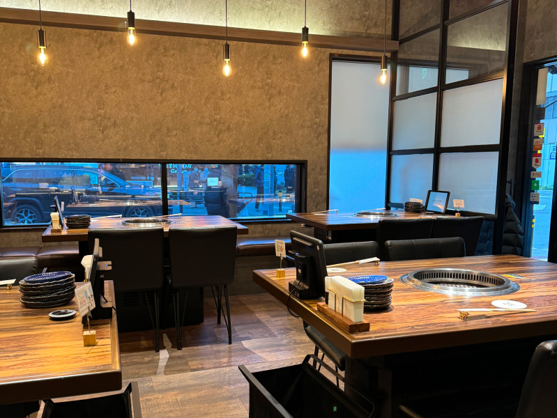 博多焼肉 牛乃の店内