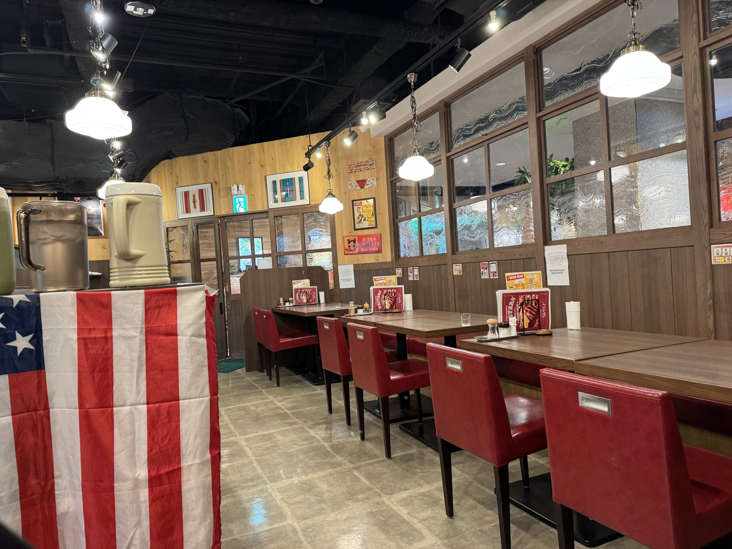 ビフテキ屋 うえすたん ウエストコート姪浜店の内観