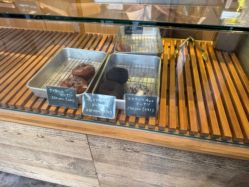 AKARI BAKERY のドーナツ